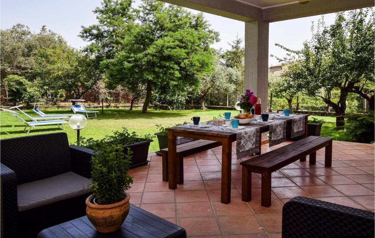 Cozy Home In Anguillara Sabazia With Kitchenette Exterior photo